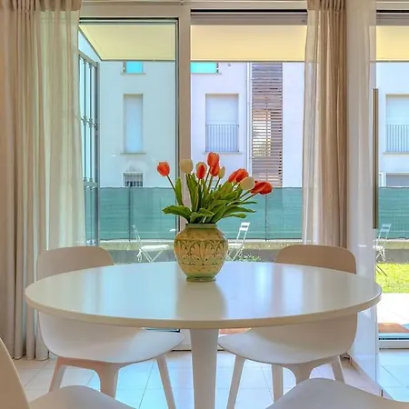Apartamento Studio With Garden And Parking, Near Como Lake *