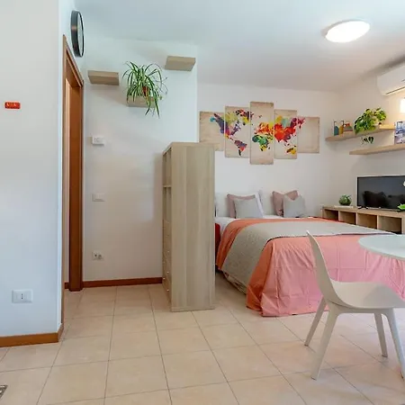 Studio With Garden And Parking, Near Como Lake *